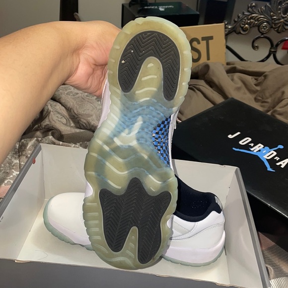 Air Jordan 11 Retro Low Legend Blue - Picture 5 of 5